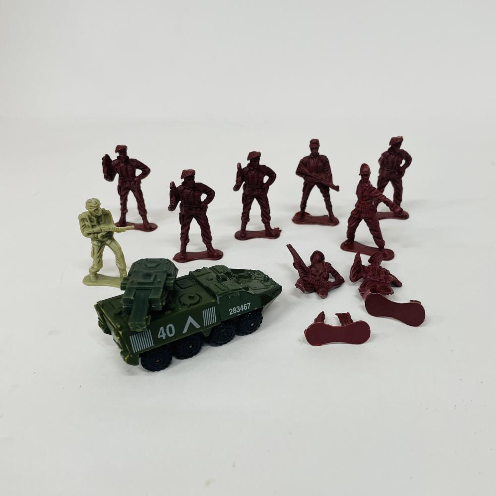 plastic soldiers