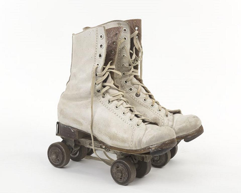 Roller Skates 